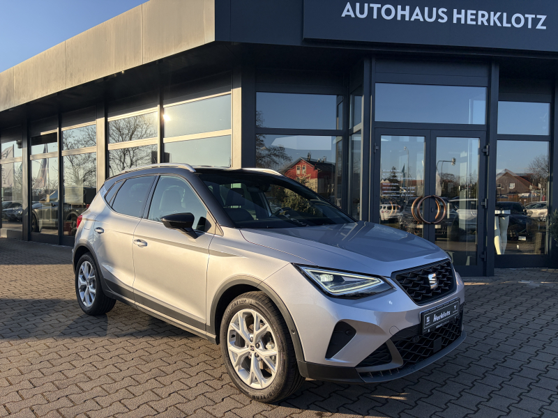 Seat SEAT Arona FR 1.0 TSI 85 kW (116 PS) 6-Gang (AR6) VOLL - LED