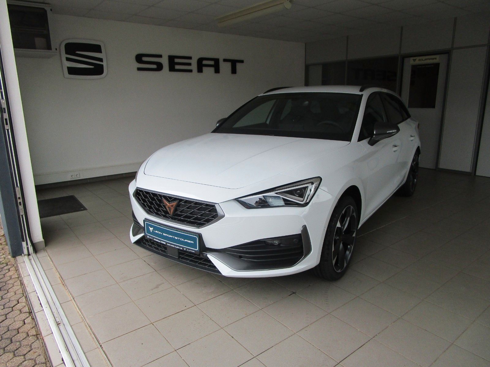 Cupra Leon Sportstourer DSG *NAVI*XL*LEDER*MATRIX*uvm.