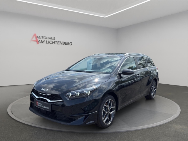 KIA Cee'd Sportswagon Platinum 1.5 DCT7 SCHIEBEDACH+NAVI+PDC+KAMERA