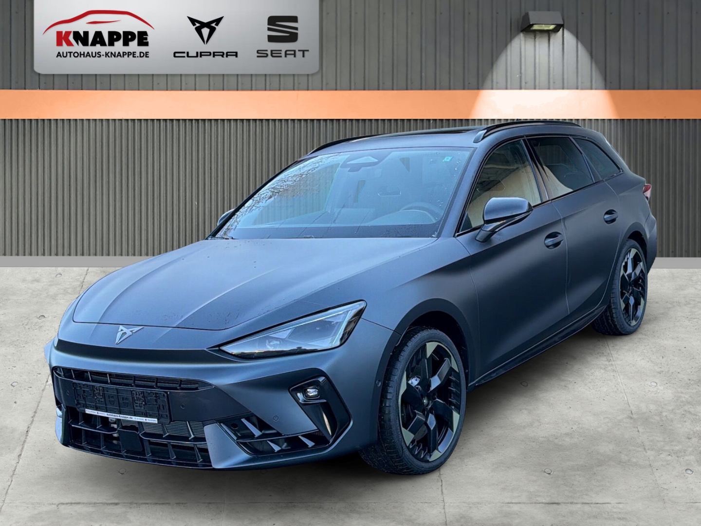 Cupra Leon Sportstourer 2.0 TSI 245 kW 4Drive VZ AHK Pano Matrix Sennheiser