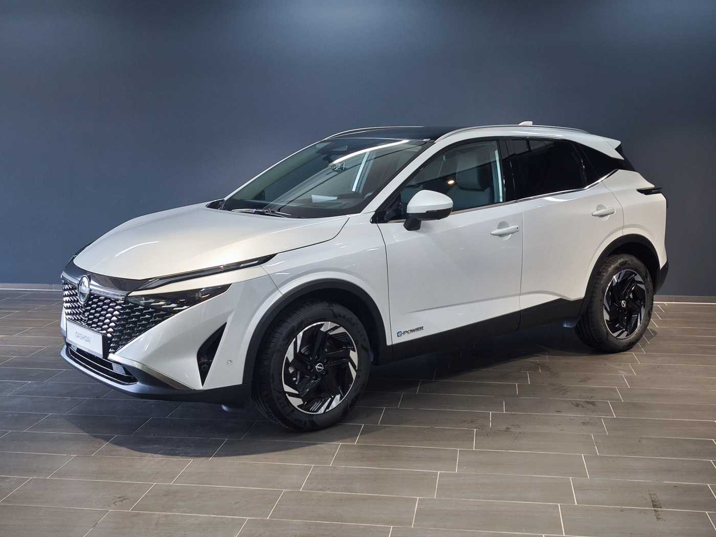 NISSAN Qashqai N-Connecta 1.5 VC-T e-POWER *Pano,Kom*