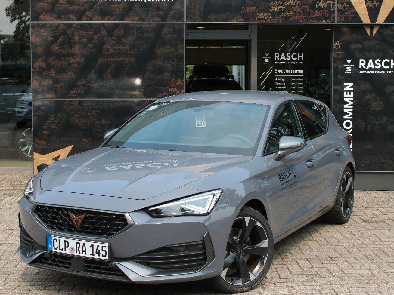Cupra Leon 1.4e-Hybrid DSG+RFK+NAVI+SHZ+DAB+MATRIX LED