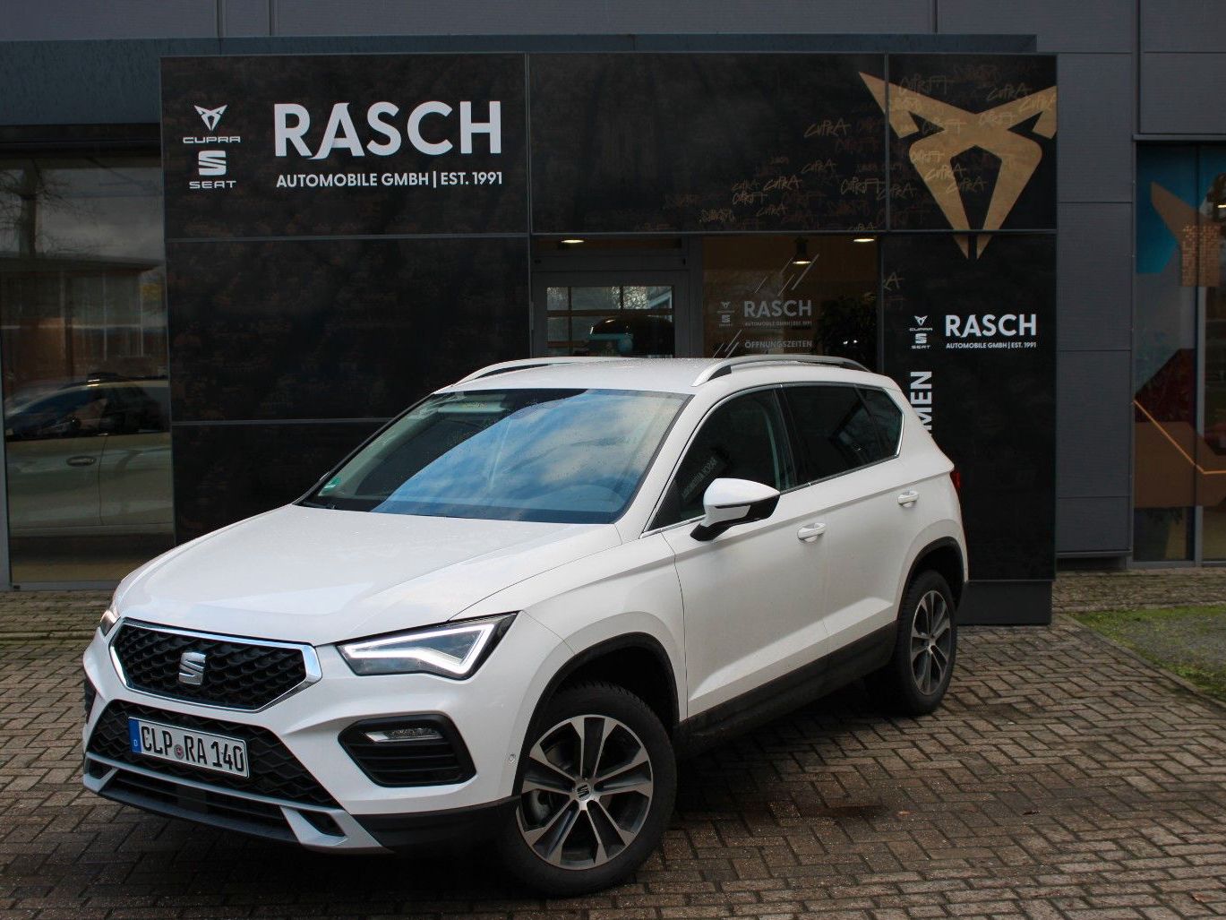 Seat Ateca Style 1.5 TSI DSG+360°+KESSY+ACC+AHK+NAVI+